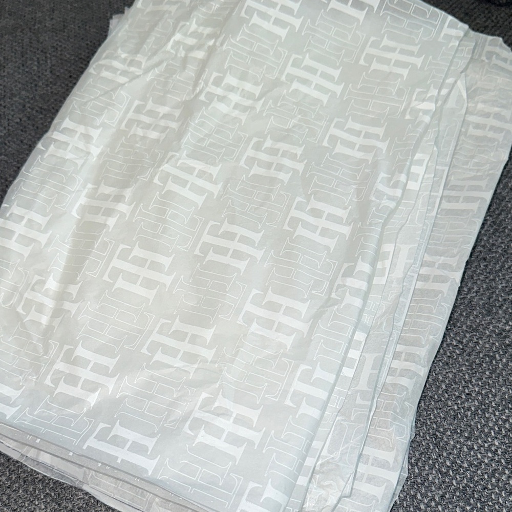 Tommy Hilfiger White Monogrammed tissue paper